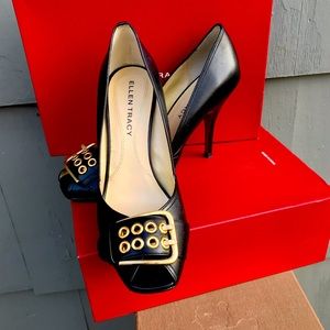 Ellen Tracy Heels